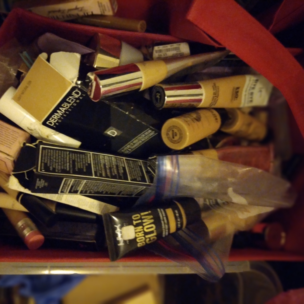 COPY - 3lb+ Face Makeup Bundle